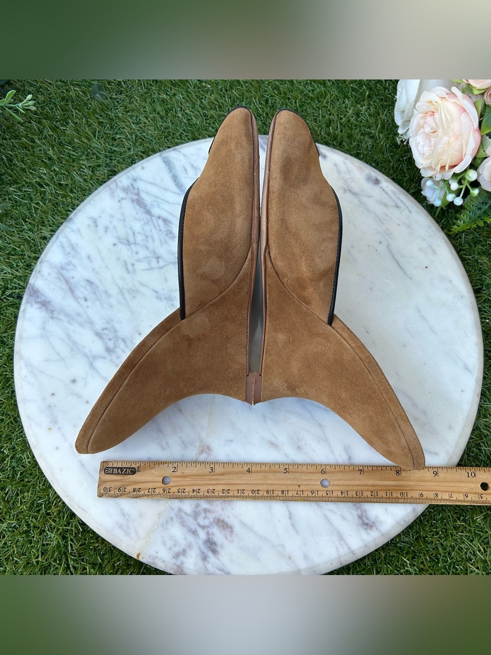 VERONICA BEARD
Mirabel Peep Toe Wedge Sandal
In Chestnut &Black Sz 9 gently used - Picture 14 of 16